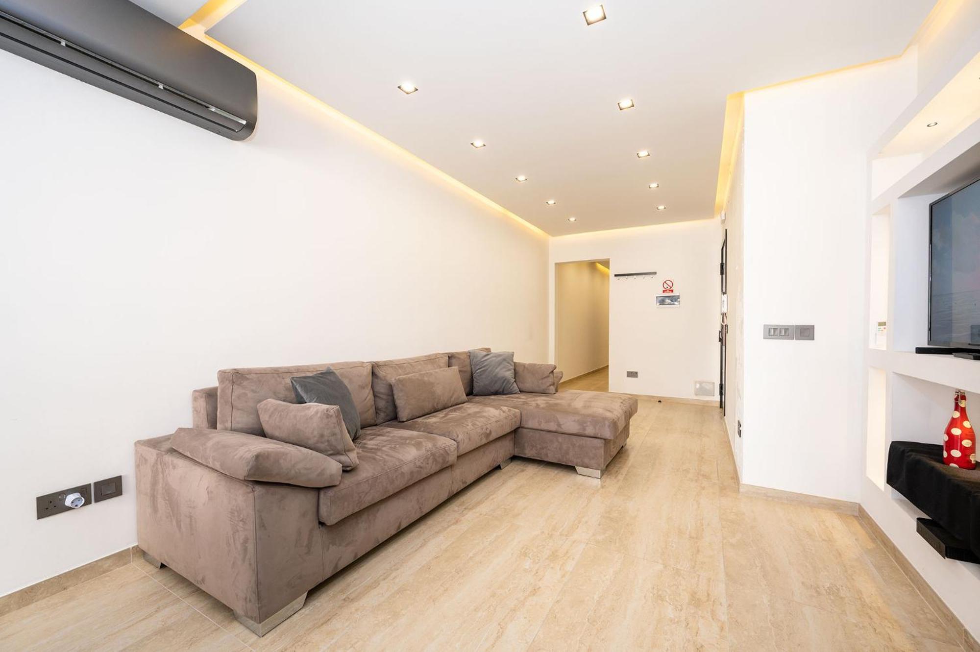 Modern 2 Bedroomed Apartment In Gzira Luaran gambar