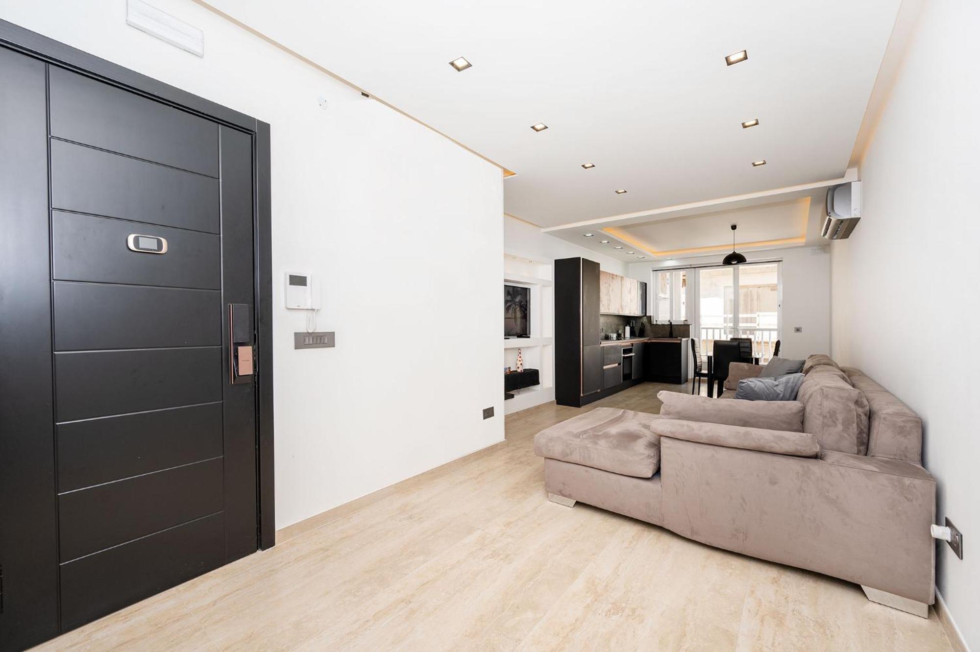 Modern 2 Bedroomed Apartment In Gzira Luaran gambar