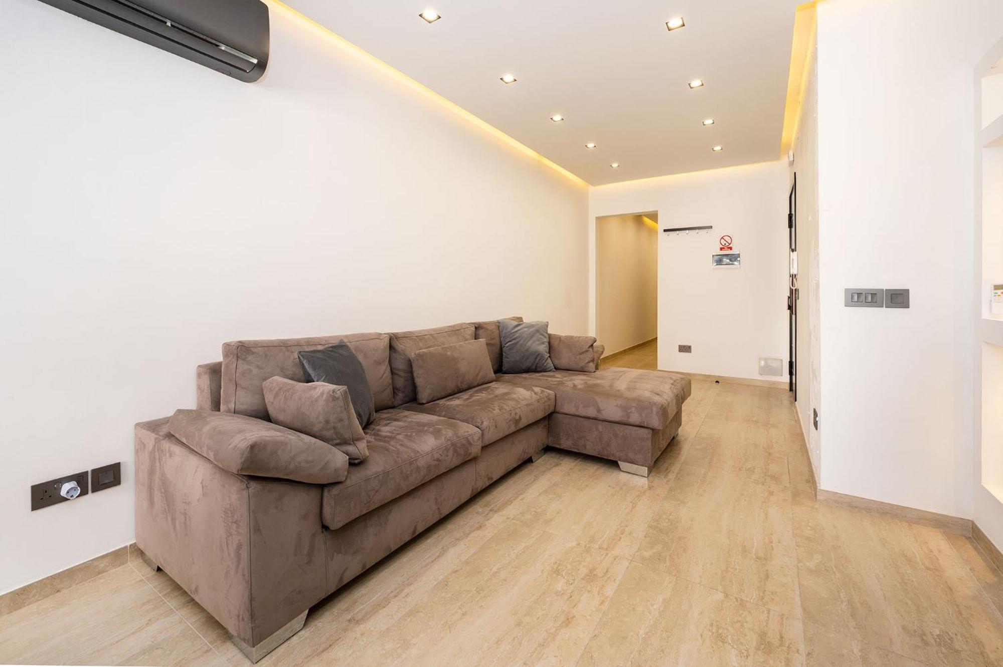Modern 2 Bedroomed Apartment In Gzira Luaran gambar