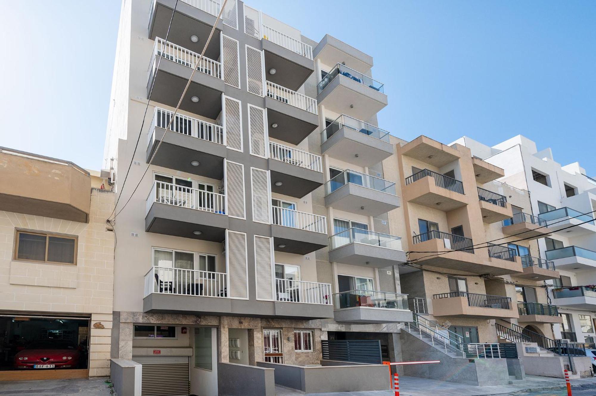 Modern 2 Bedroomed Apartment In Gzira Luaran gambar